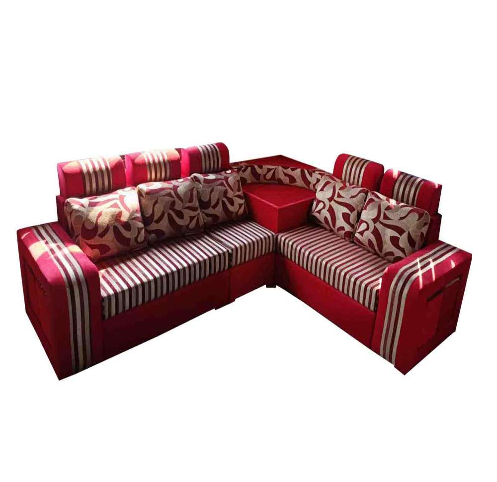 REd maruti sofa